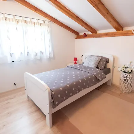 Apartman Eden In Peaceful Area Near Center *